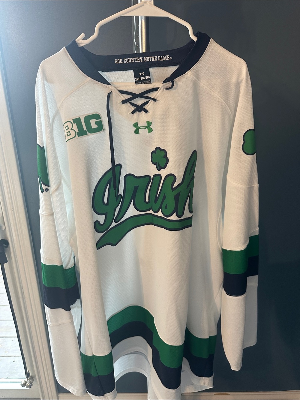 Notre dame hockey jersey